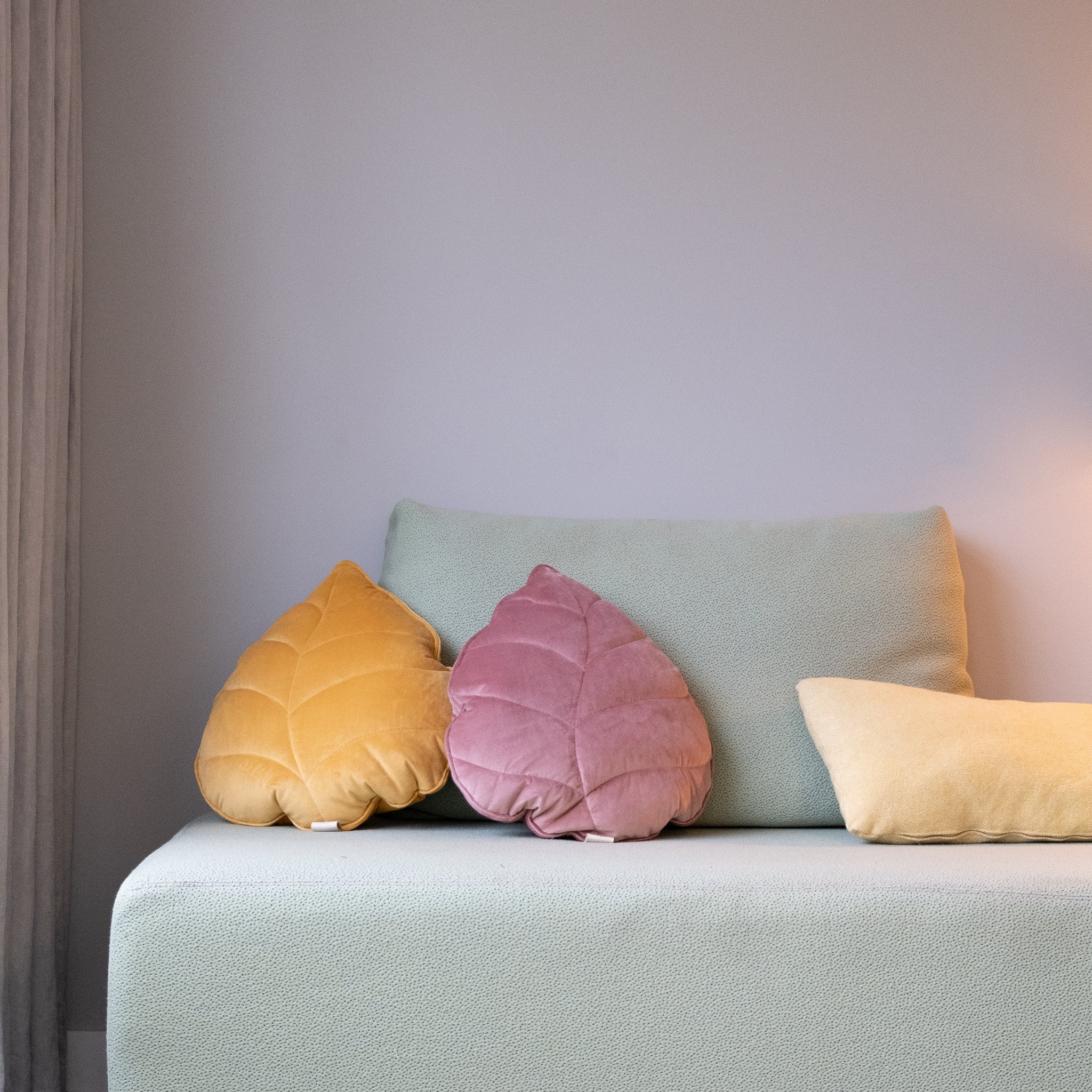 PillowLeaf - Sierkussen Tender Pink Velvet