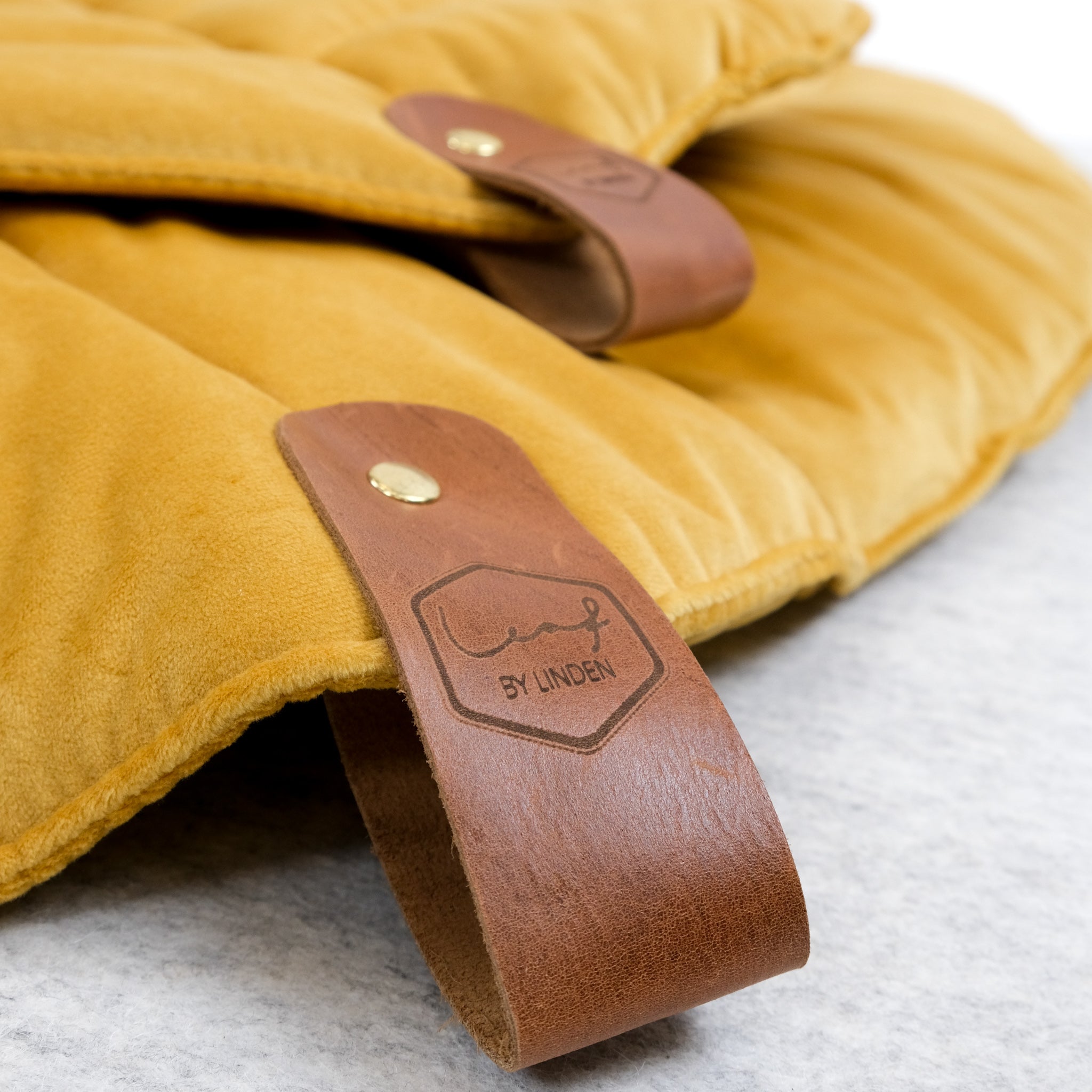 BabyLeaf - Babykleed Mellow Yellow Velvet