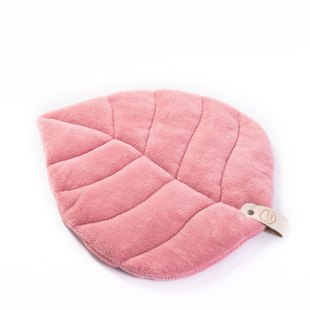 bladvormig kussen roze bamboe stof